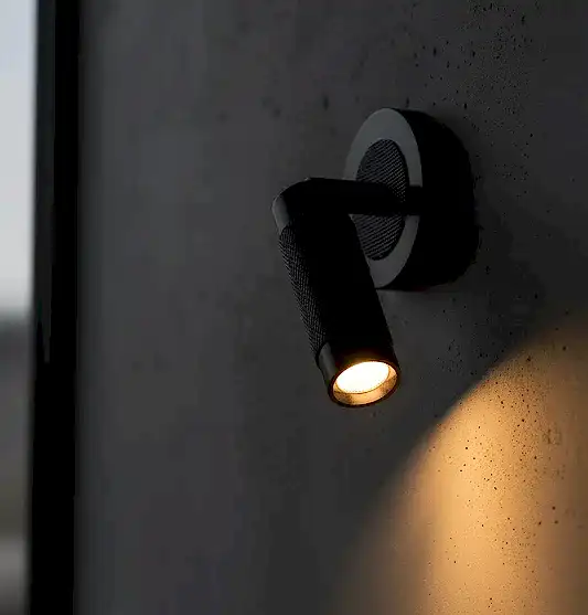 Teresa Mat Siyah Tırtıklı Spot 12 cm