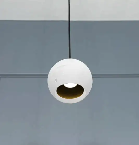 Toppu Beton Beyaz Açılı Sarkıt Avize